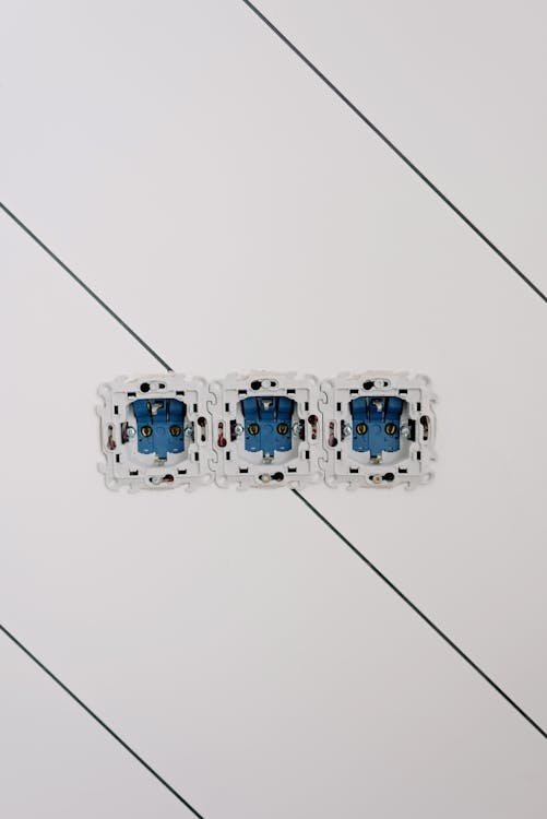 Garage Door Maintenance Services in Sugar Land, TX